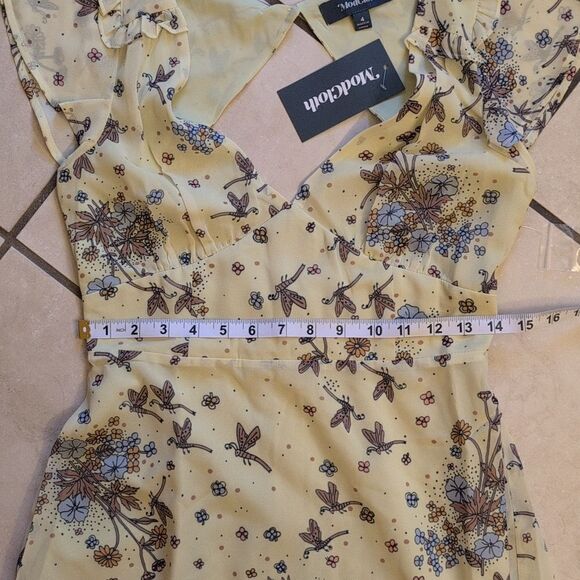 NWT ModCloth Your Flowing Places Maxi Dress Yellow Dragonfly print size 4 - Picture 9 of 12